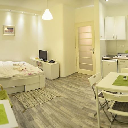 Kate Apartment Belgrad Exterior foto